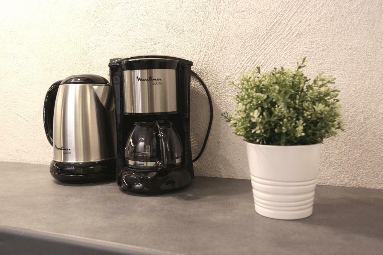 Gregbnb - T2 Ancien Et Moderne - Parking Inclus - 15Min Gare 툴롱 외부 사진