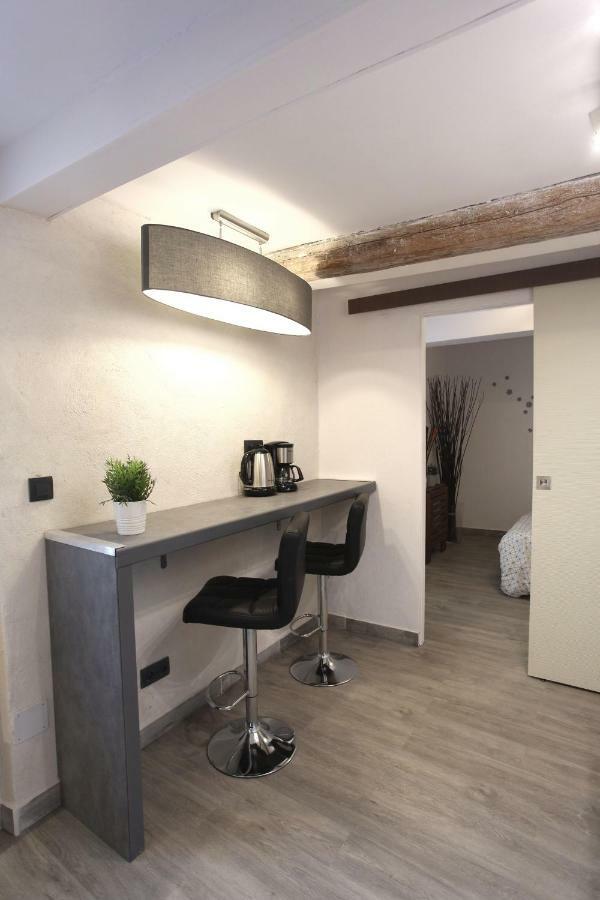 Gregbnb - T2 Ancien Et Moderne - Parking Inclus - 15Min Gare 툴롱 외부 사진