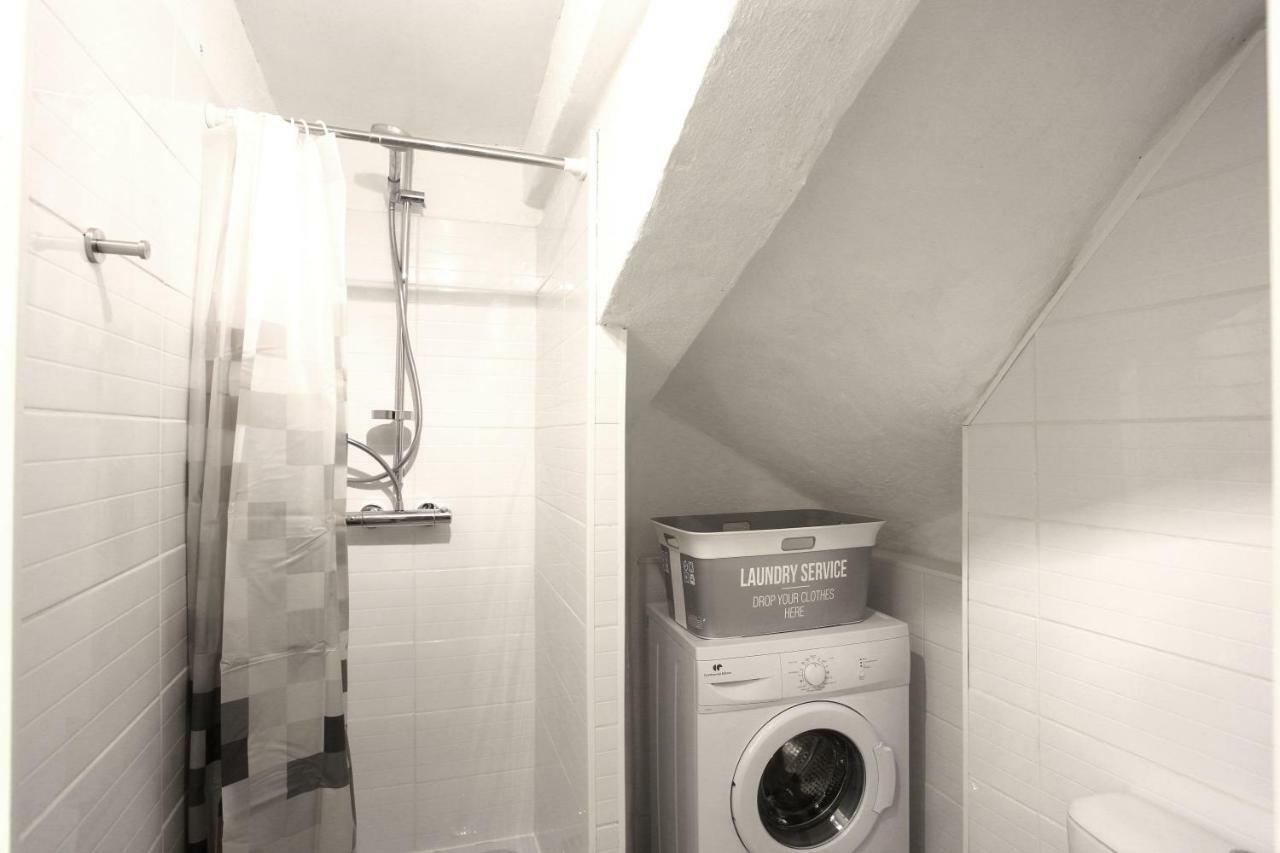 Gregbnb - T2 Ancien Et Moderne - Parking Inclus - 15Min Gare 툴롱 외부 사진